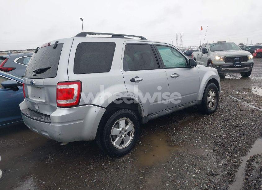Photo 4 of 2011 Ford Escape XLT AUTOMATIC (VIN 1FMCU0D70BKB07254)