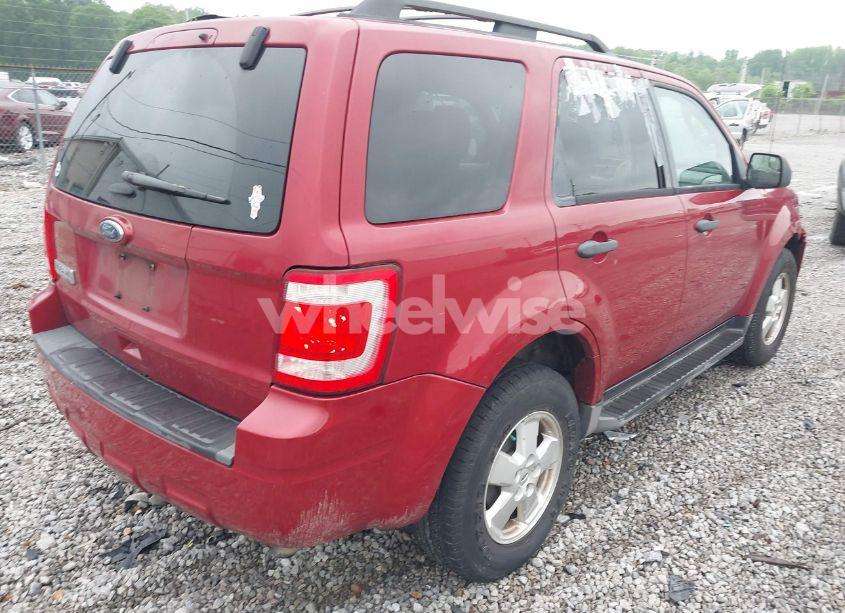 Photo 4 of 2011 Ford Escape XLT (VIN 1FMCU0D70BKB19310)