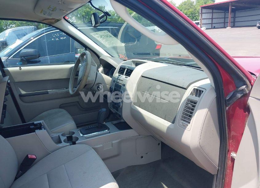 Photo 5 of 2011 Ford Escape XLT (VIN 1FMCU0D70BKB51223)