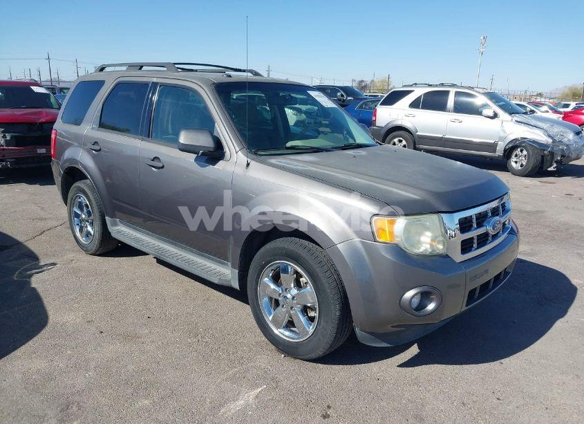 2011 Ford Escape XLT (VIN 1FMCU0D70BKB91382) main photo