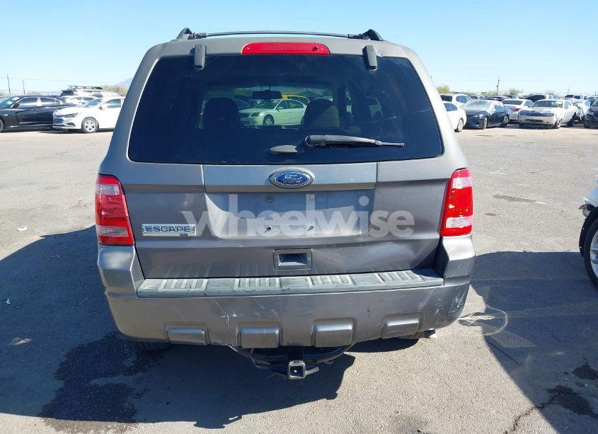 Photo 16 of 2011 Ford Escape XLT (VIN 1FMCU0D70BKB91382)