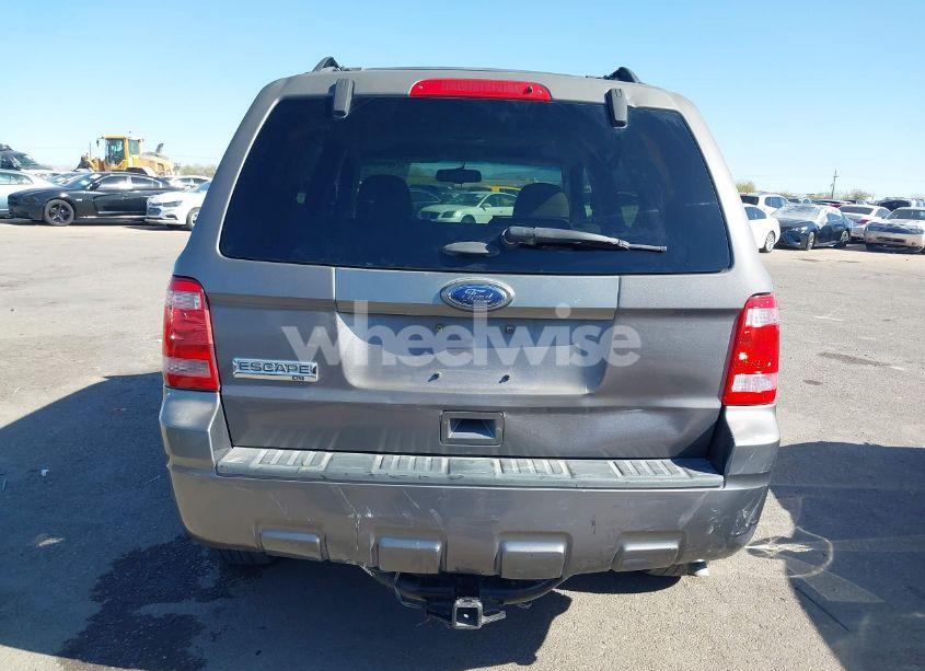 Photo 6 of 2011 Ford Escape XLT (VIN 1FMCU0D70BKB91382)