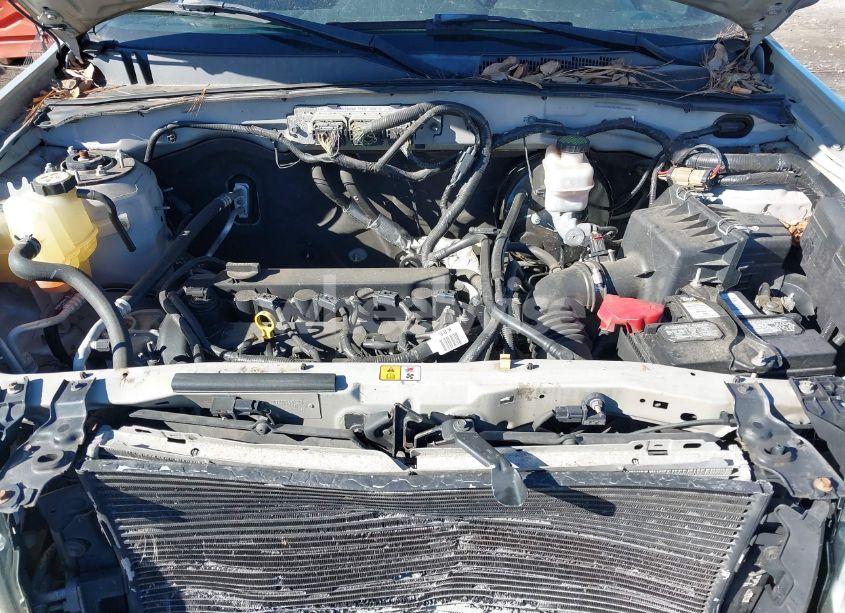 Photo 10 of 2011 Ford Escape XLT (VIN 1FMCU0D70BKC47529)