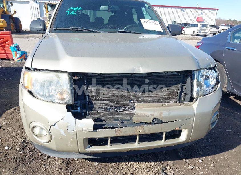 Photo 6 of 2011 Ford Escape XLT (VIN 1FMCU0D70BKC47529)
