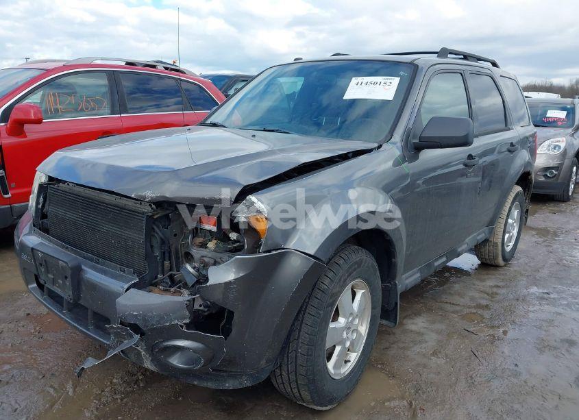 Photo 2 of 2012 Ford Escape XLT (VIN 1FMCU0D70CKA63189)