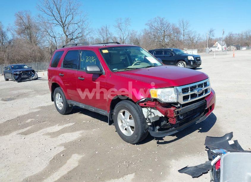 2012 Ford Escape XLT (VIN 1FMCU0D70CKA82888) main photo