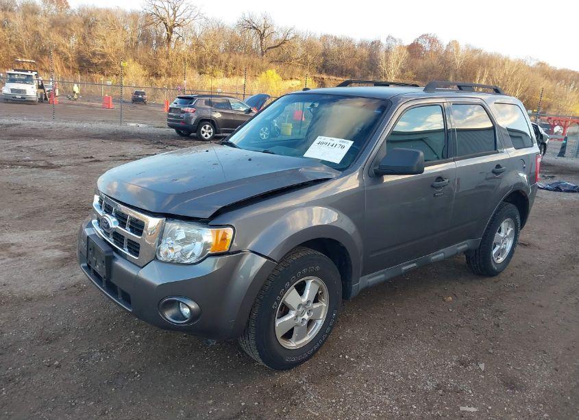 Photo 2 of 2012 Ford Escape XLT (VIN 1FMCU0D70CKA83278)