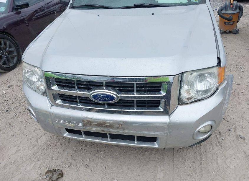 Photo 13 of 2012 Ford Escape XLT (VIN 1FMCU0D70CKB80836)