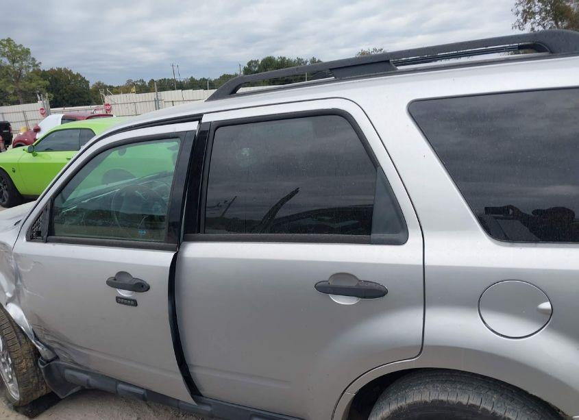 Photo 15 of 2012 Ford Escape XLT (VIN 1FMCU0D70CKB80836)