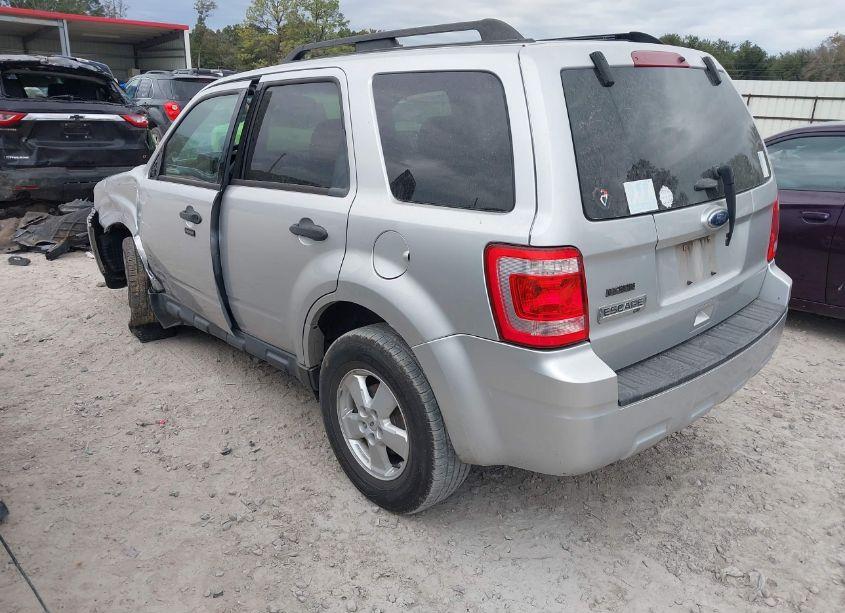 Photo 3 of 2012 Ford Escape XLT (VIN 1FMCU0D70CKB80836)