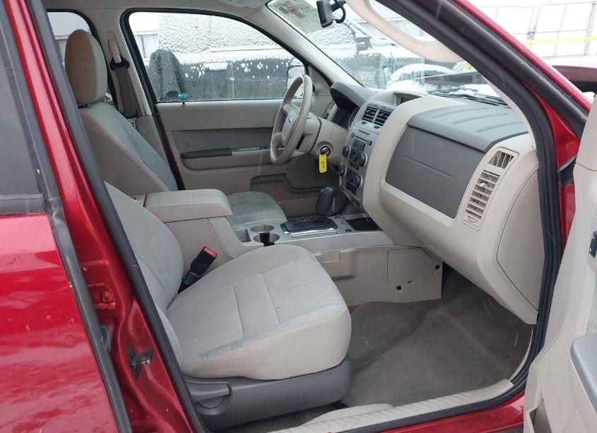 Photo 5 of 2012 Ford Escape XLT (VIN 1FMCU0D70CKC46110)