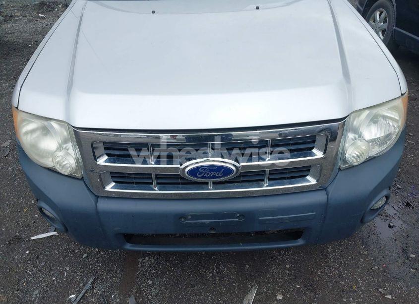 Photo 6 of 2010 Ford Escape XLT (VIN 1FMCU0D71AKA55843)