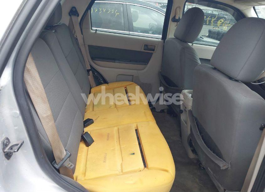 Photo 8 of 2010 Ford Escape XLT (VIN 1FMCU0D71AKA55843)