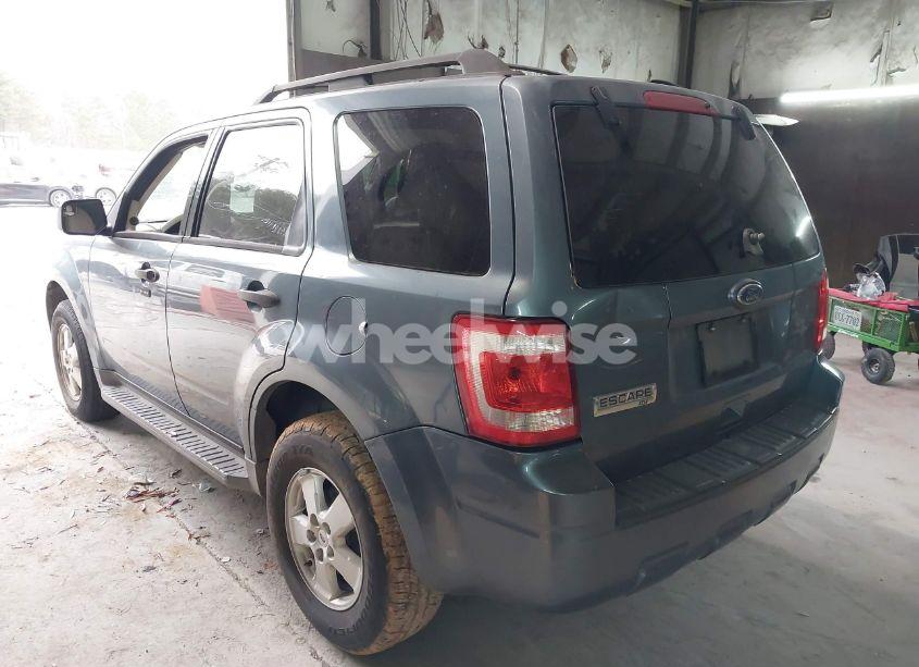Photo 3 of 2010 Ford Escape XLT (VIN 1FMCU0D71AKA78569)