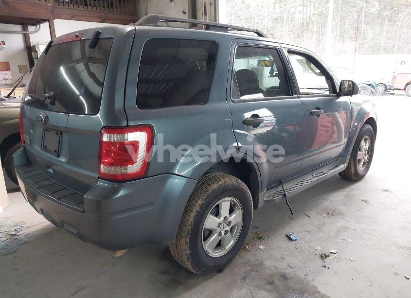 Photo 4 of 2010 Ford Escape XLT (VIN 1FMCU0D71AKA78569)
