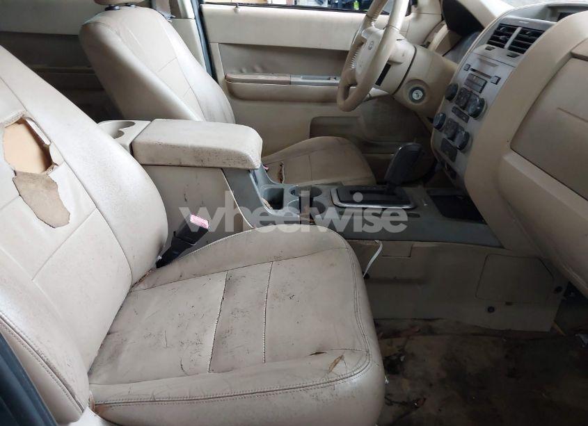Photo 5 of 2010 Ford Escape XLT (VIN 1FMCU0D71AKA78569)