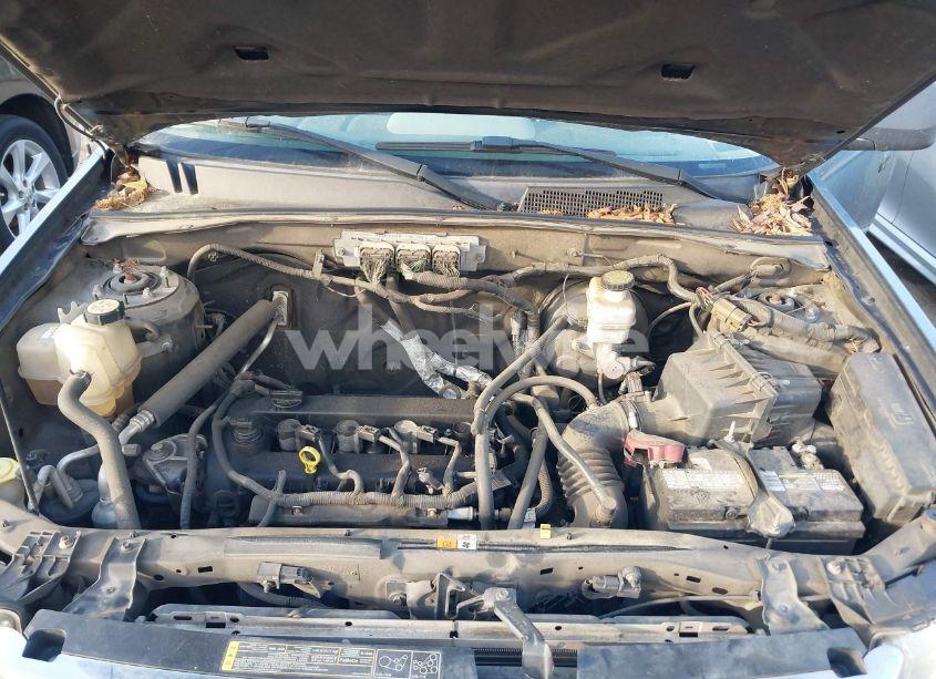 Photo 10 of 2010 Ford Escape XLT (VIN 1FMCU0D71AKB02174)