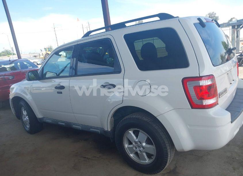 Photo 14 of 2010 Ford Escape XLT (VIN 1FMCU0D71AKB08167)