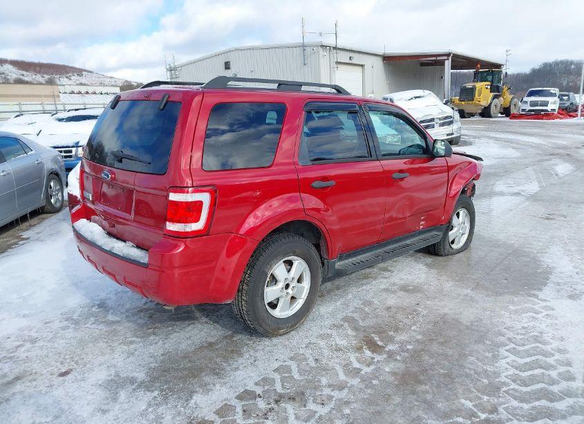 Photo 4 of 2011 Ford Escape XLT (VIN 1FMCU0D71BKA19197)