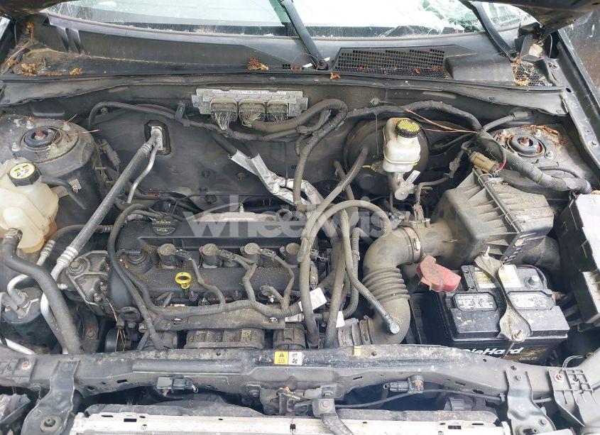 Photo 10 of 2011 Ford Escape XLT (VIN 1FMCU0D71BKA19880)