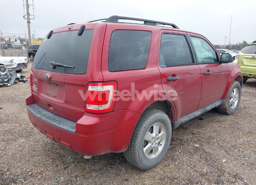 Photo 4 of 2011 Ford Escape XLT (VIN 1FMCU0D71BKA41796)