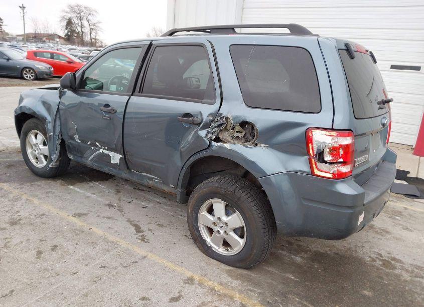 Photo 3 of 2011 Ford Escape XLT (VIN 1FMCU0D71BKC25670)