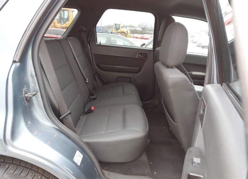 Photo 8 of 2011 Ford Escape XLT (VIN 1FMCU0D71BKC25670)