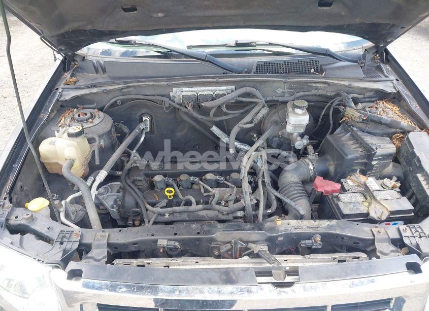 Photo 10 of 2011 Ford Escape XLT (VIN 1FMCU0D71BKC59821)