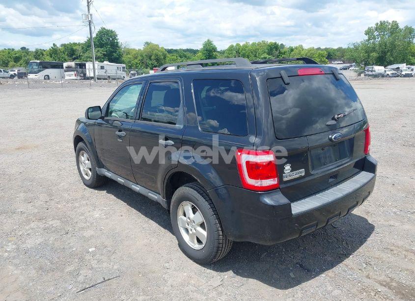 Photo 3 of 2011 Ford Escape XLT (VIN 1FMCU0D71BKC59821)