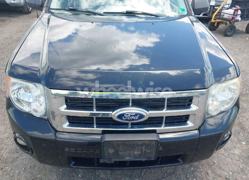 Photo 6 of 2011 Ford Escape XLT (VIN 1FMCU0D71BKC59821)