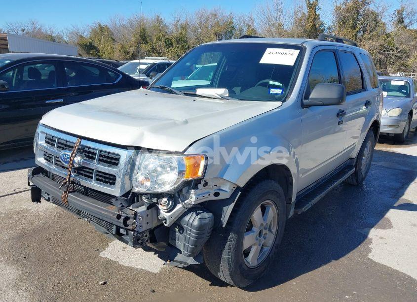 Photo 2 of 2012 Ford Escape XLT (VIN 1FMCU0D71CKA71737)