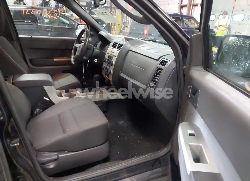 Photo 5 of 2012 Ford Escape XLT (VIN 1FMCU0D71CKB01447)