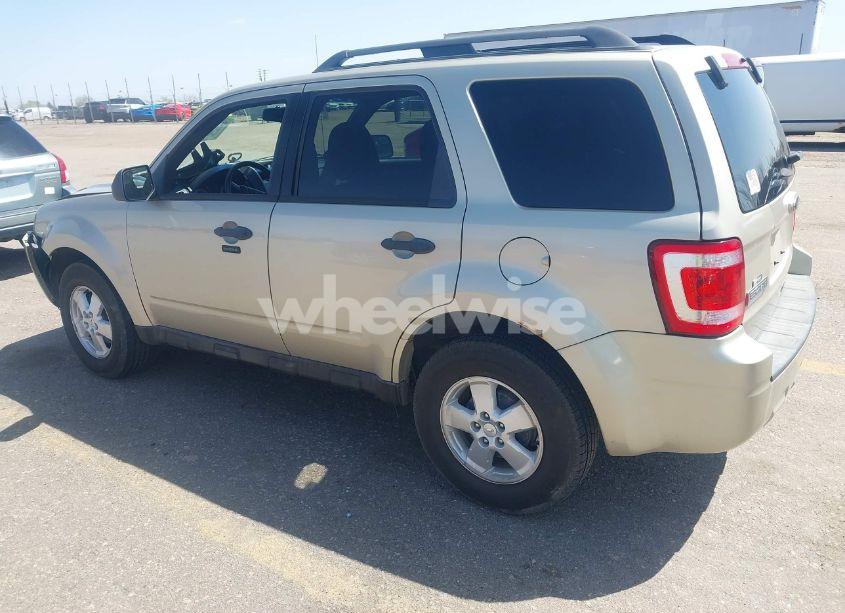 Photo 3 of 2012 Ford Escape XLT (VIN 1FMCU0D71CKB37140)