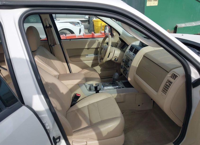 Photo 5 of 2010 Ford Escape XLT (VIN 1FMCU0D72AKA32832)