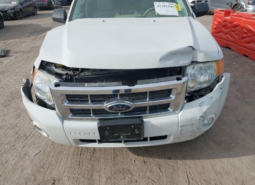 Photo 6 of 2010 Ford Escape XLT (VIN 1FMCU0D72AKA32832)