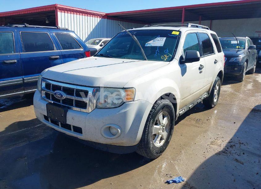 Photo 12 of 2010 Ford Escape XLT (VIN 1FMCU0D72AKA64101)