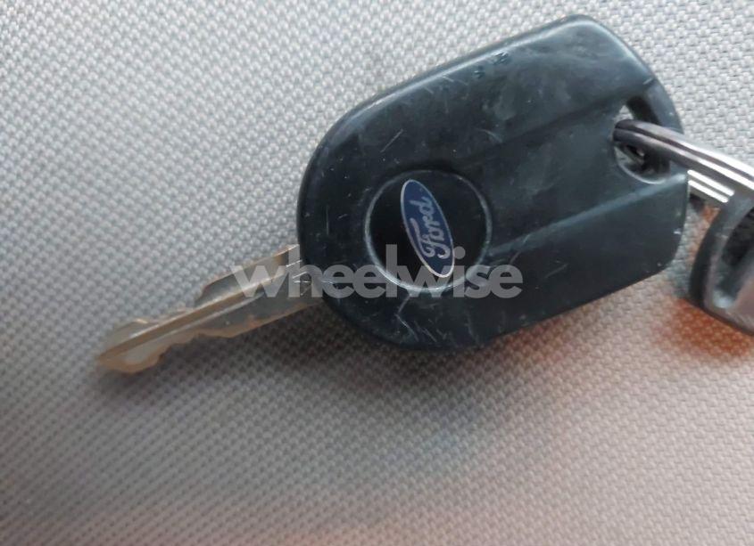 Photo 11 of 2010 Ford Escape XLT (VIN 1FMCU0D72AKB51352)