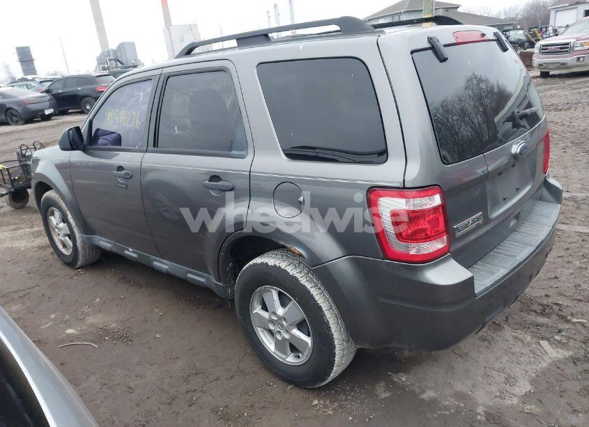 Photo 3 of 2010 Ford Escape XLT (VIN 1FMCU0D72AKB51352)