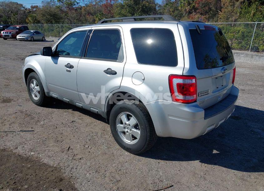 Photo 3 of 2010 Ford Escape XLT (VIN 1FMCU0D72AKC25479)