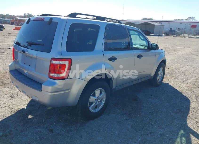 Photo 4 of 2010 Ford Escape XLT (VIN 1FMCU0D72AKC25479)