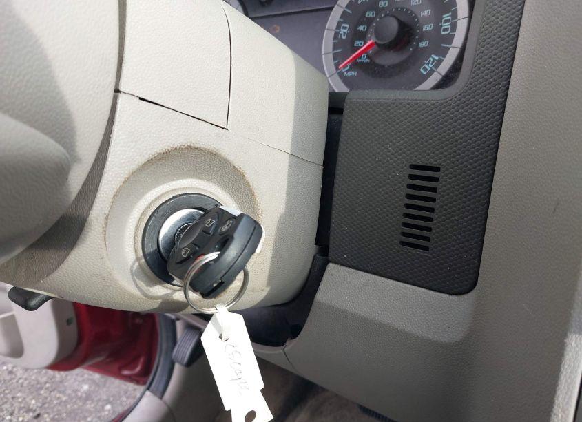 Photo 11 of 2010 Ford Escape XLT (VIN 1FMCU0D72AKC87660)