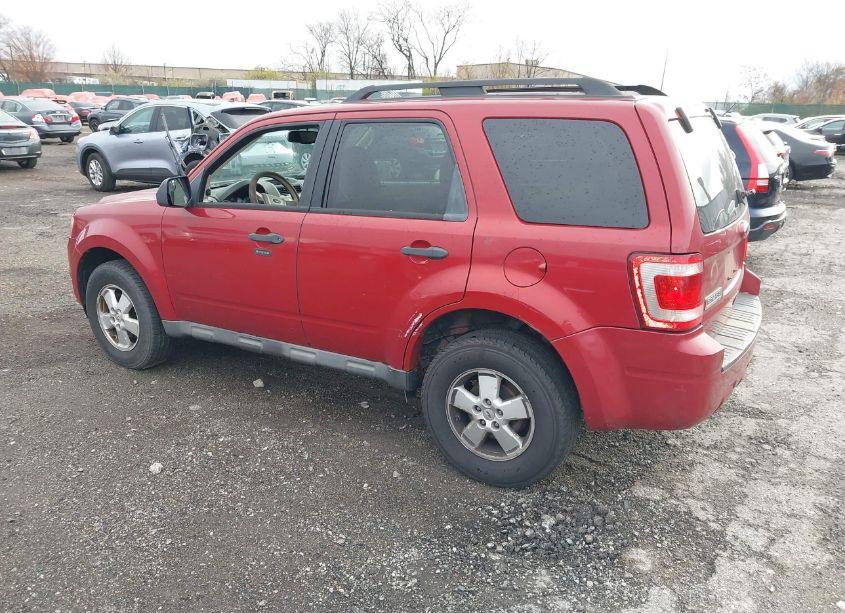 Photo 3 of 2010 Ford Escape XLT (VIN 1FMCU0D72AKC87660)