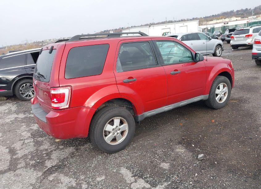 Photo 4 of 2010 Ford Escape XLT (VIN 1FMCU0D72AKC87660)