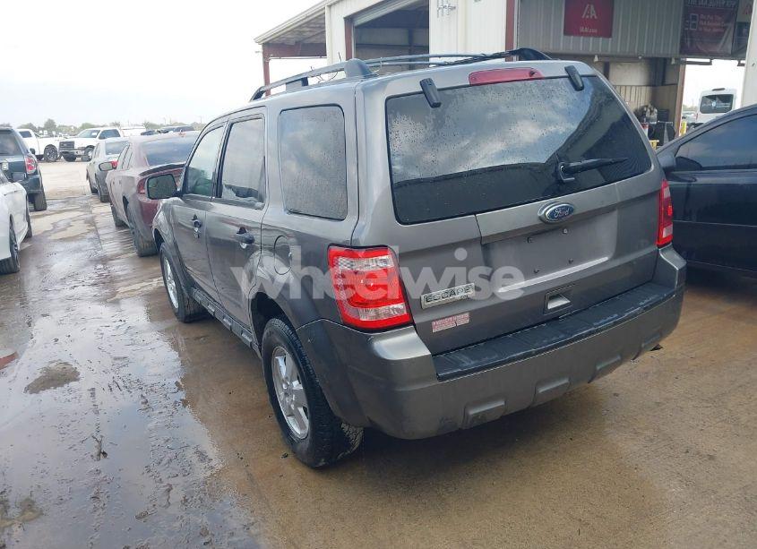 Photo 3 of 2010 Ford Escape XLT (VIN 1FMCU0D72AKD33262)