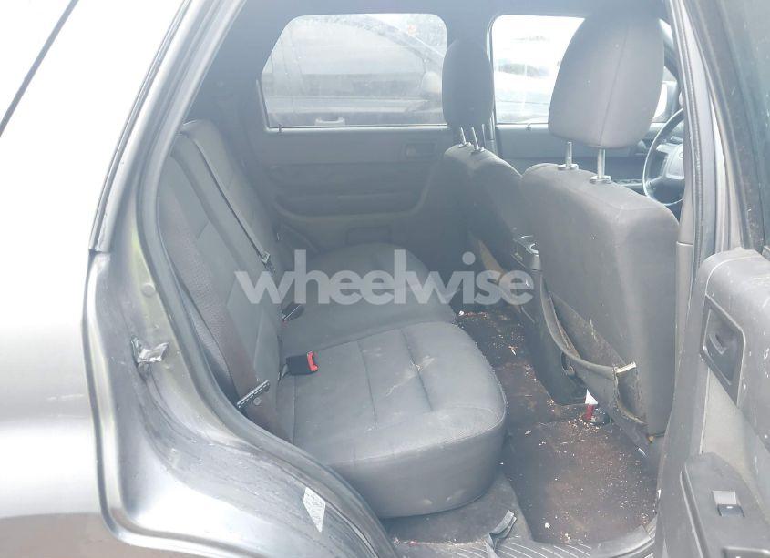 Photo 8 of 2010 Ford Escape XLT (VIN 1FMCU0D72AKD33262)