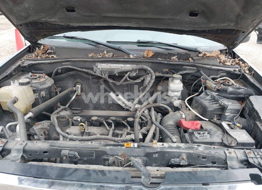 Photo 10 of 2010 Ford Escape XLT (VIN 1FMCU0D72AKD43175)