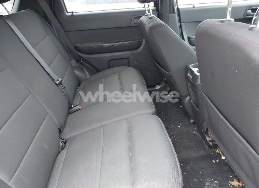 Photo 8 of 2010 Ford Escape XLT (VIN 1FMCU0D72AKD43175)