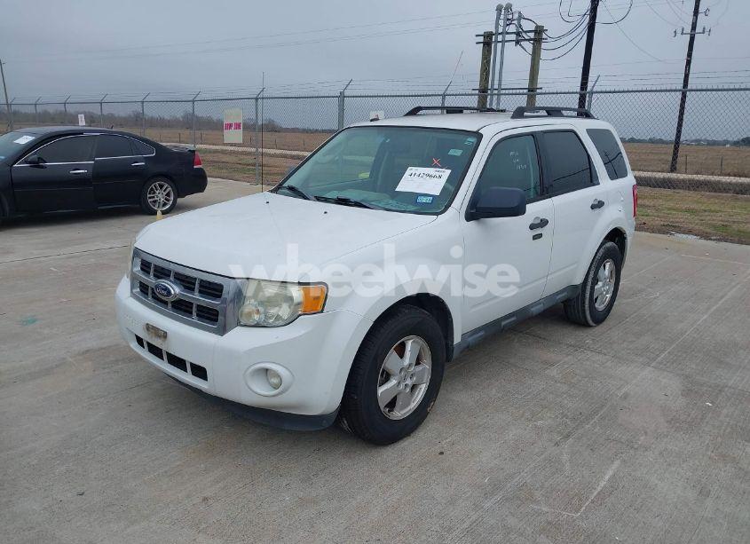 Photo 6 of 2011 Ford Escape XLT (VIN 1FMCU0D72BKB47982)