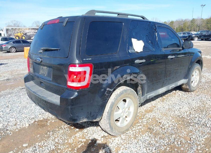Photo 4 of 2011 Ford Escape XLT (VIN 1FMCU0D72BKB57735)