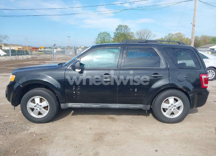 Photo 14 of 2011 Ford Escape XLT (VIN 1FMCU0D72BKB74972)